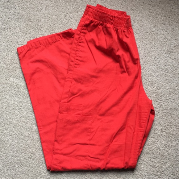 Like new scrub pants - Picture 1 of 3